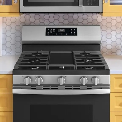 What Should You Never Keep Near the Stove?