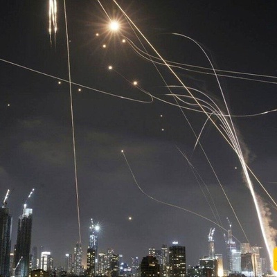 Israel Surrounded By Missiles; Iran Is Still Using Old Models!
