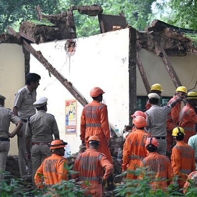 6 killed, 5 Injured as Structure Collapses in Indian Capital