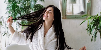 Golden Secrets to Strengthening and Caring for Your Hair Shaft: From Nutrition to a Daily Routine!