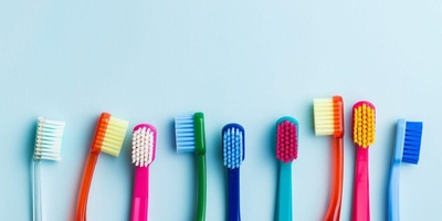 Unusual Uses of an Old Toothbrush at Home