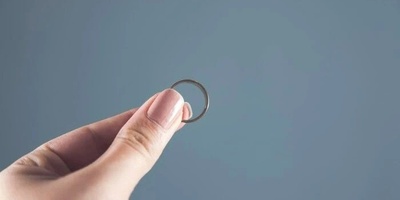Meaning of Wearing Rings on the Index and Middle Fingers in Islam