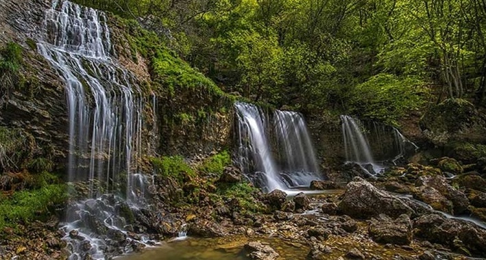 Bisheh Waterfall