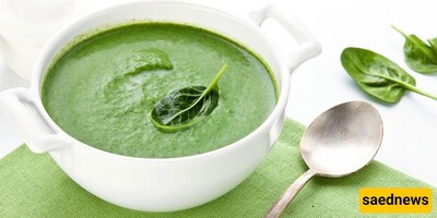 Recipe for Restaurant-Style Spinach Soup with a Unique Flavor and Aroma