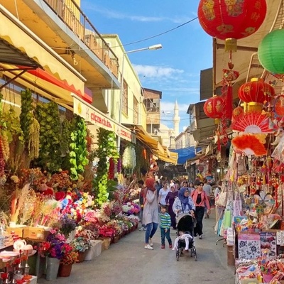 Where Is Izmir’s Kemeraltı Bazaar and Why Should You Visit It?