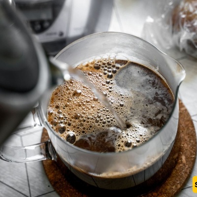 How to Make Milk Coffee in a Milk Pot: A Complete Guide to Rich, Thick Foam