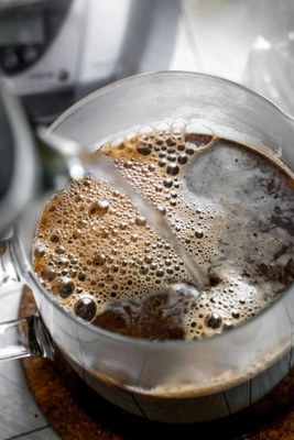 How to Make Milk Coffee in a Milk Pot: A Complete Guide to Rich, Thick Foam