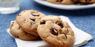 How to Make White Chocolate and Hazelnut Cookies