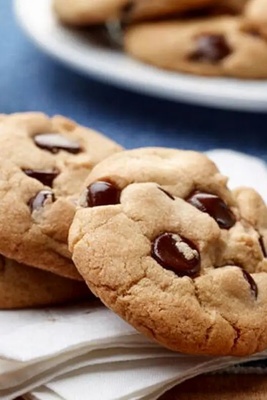 How to Make White Chocolate and Hazelnut Cookies