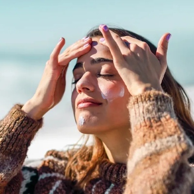 How to Prevent Dry Skin and Hair in Winter
