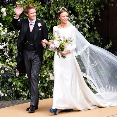 Amazing Historical Wedding Dress Of Olivia, An English Noblewoman, Along With Blue Shoes + Images