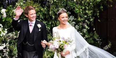 Amazing Historical Wedding Dress Of Olivia, An English Noblewoman, Along With Blue Shoes + Images