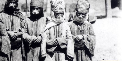 Journey to the Qajar Era / From the Devils of Sari to the Dancing Boys in Girls' Clothes in Sarcheh-Hesar + Photos