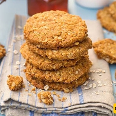 Homemade Oatmeal Cookies: Crispy, Delicious, and Golden Baking Secrets