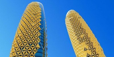 The Innovative and Unique Architecture of the Al Bahr Twin Towers in Abu Dhabi: A Symbol of Engineering Grandeur