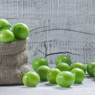 Green Plum: Calories, Nutritional Value, and Remarkable Health Benefits