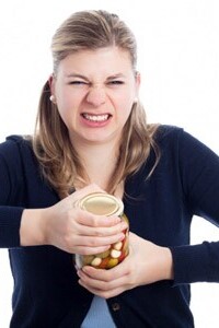 How To Easily Open Jars Of Pickles And Jam?