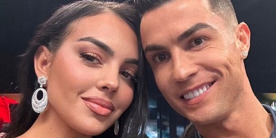 Luxury Arrangements Of Cristiano Ronaldo On The Night Of Proposing To Georgina Rodríguez / From A Diamond Ring To A Porsche And A Collection Of Bags And Clothes
