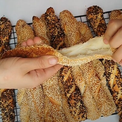 How to Make Turkish Simit Bread with a Soft and Tender Texture / Perfect for Your Iftar Table with These Delicious Breads 👌