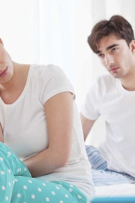 Signs a Relationship Is Growing Cold
/How to Rekindle and Warm Up Your Romantic Relationship