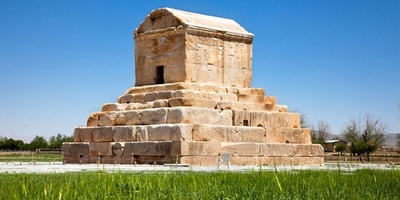 What’s Inside the Tomb of Cyrus the Great? Where Is the Main Grave and What Is Its Name?