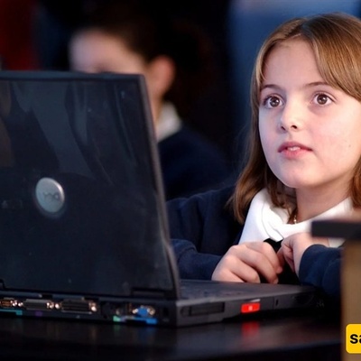 Experts Question U.S. School Technology Spending Amid Falling Test Scores