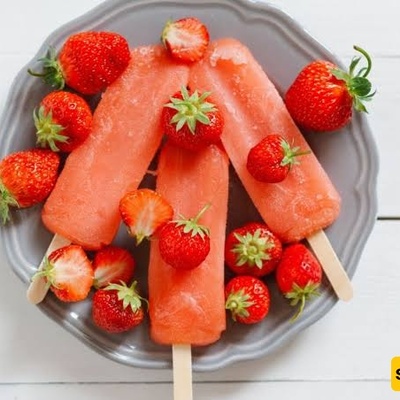 Homemade Strawberry Popsicles: Easy Tips for a Soft, Smooth Texture Without Sugar Crystals