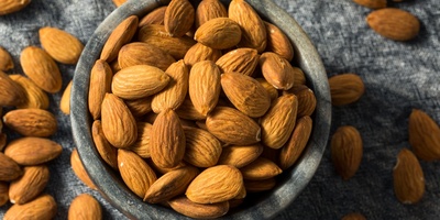 What Happens If You Eat 4 Almonds Every Day?