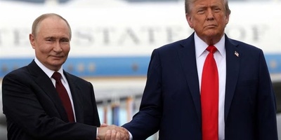 Putin Outlines Peace Proposal at Alaska Summit with Trump, Ukraine Pushes Back