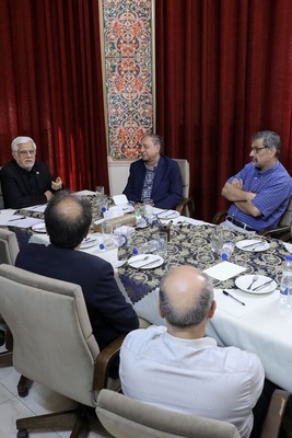 Iran Favors Negotiation With Authority, Strength: First VP Aref