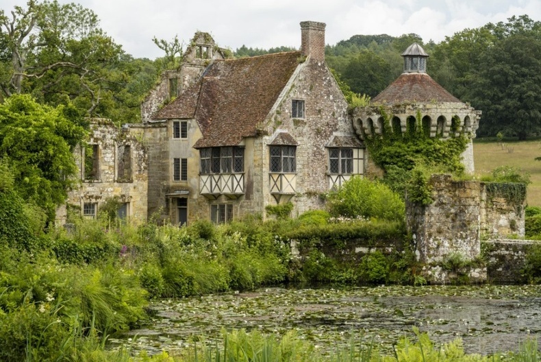 Scotney Castle