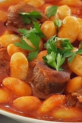 How to Make Turkish Fasuliye with Beans — A Tasty and Flavorful Recipe