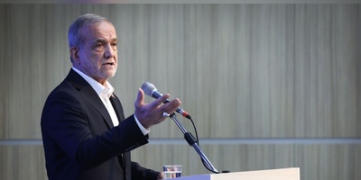 Pezeshkian Calls for Tackling Economic Challenges During Wartime