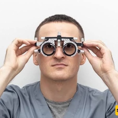 What Are the Side Effects of LASIK Eye Surgery? A Complete Review of Risks and Key Considerations