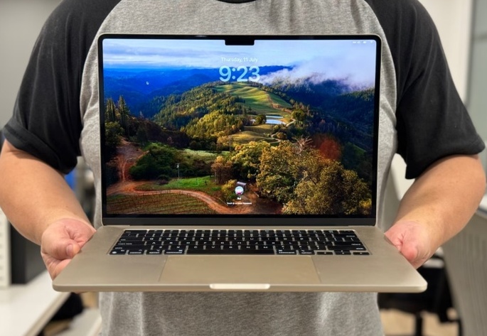 Apple MacBook Air (M3)