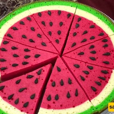 How to make a no-bake watermelon cheesecake with natural colors; a flavor you'll never forget!