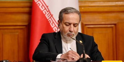 Araghchi: Freed War Captives Preserved Iran’s Pride Throughout Years of Captivity