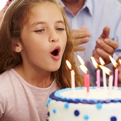The Hidden History Behind the Few Seconds Everyone Waits for at a Birthday Party