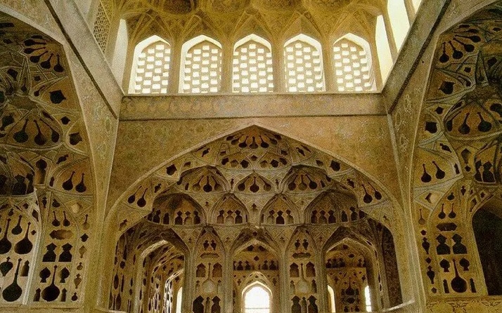 Ali Qapu Palace 