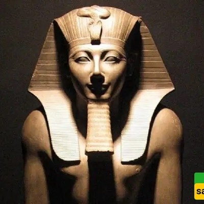 Tutankhamun’s Cup Unearthed from the Young Pharaoh’s Tomb: A Masterpiece of Ancient Egypt Adorned with Hieroglyphs