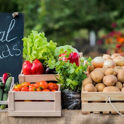 The Admirable Idea of the Creative Local Greengrocer Turned into a Sensation + Photo / MashaAllah, such talent...