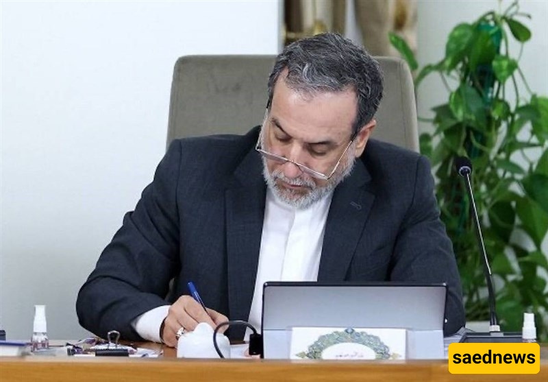 Foreign Minister Abbas Araghchi Pays Tribute to Mahmoud Farshchian, Icon of Iranian Art