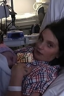 A Keepsake Moment: Welcoming the Newest Member of the World’s Largest Family—Their 22nd Child, Mashallah!