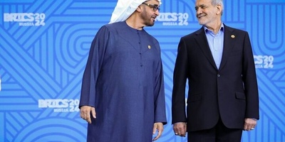 UAE, Iranian Presidents discuss regional issues over phone