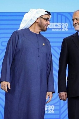 UAE, Iranian Presidents discuss regional issues over phone