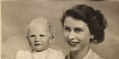 Rare and Unseen Photos of Queen Elizabeth II Go Up for Auction