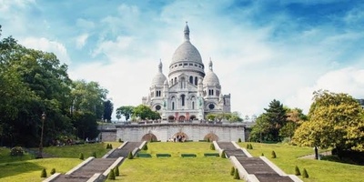 Overview of the Sacré-Cœur Basilica in Paris: Attractions, Photos & Address