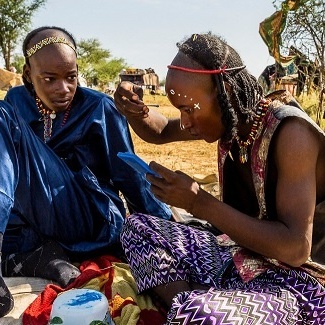 The Story Of A Tribe Where Men Wear Makeup To Attract Women + Photos