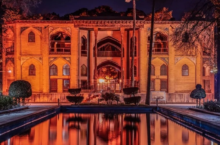 Hasht Behesht Palace