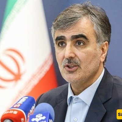 Chief Banker Rejects Iran's Oil Revenues Fell in August